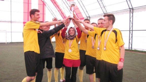 Halı Saha Futbol Turnuvası Şampiyonu 12 Muhasebe
