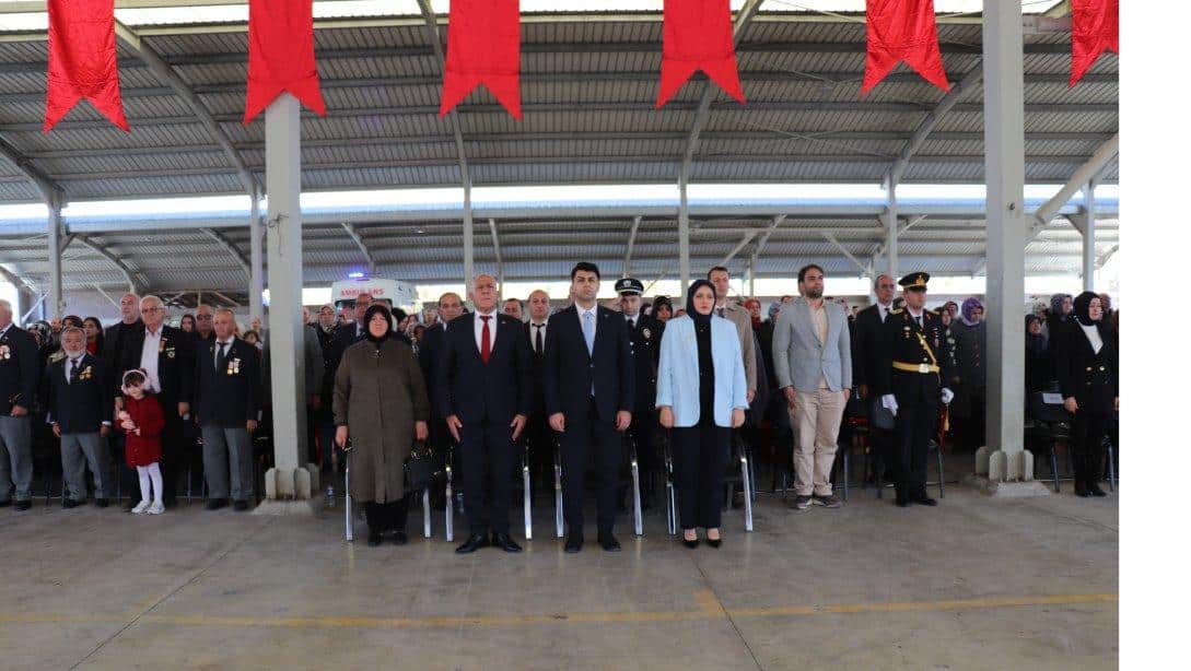 29 EKİM CUMHURİYET BAYRAMI İLÇEMİZDE COŞKULU TÖRENLERLE KUTLANDI